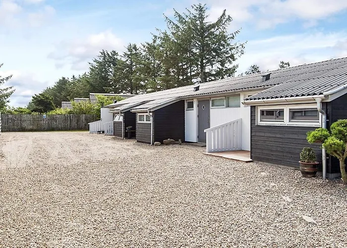 2 Person In Strand-by Traum Vejers